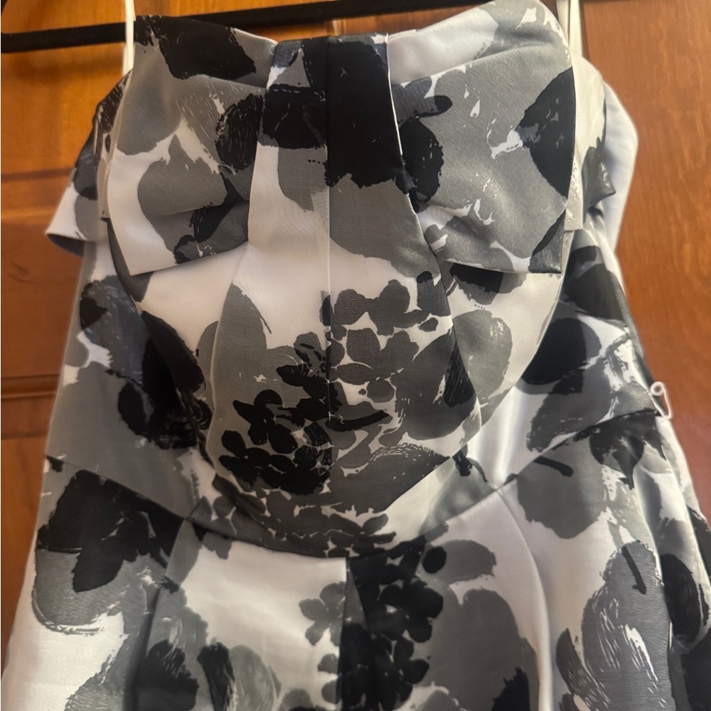 White House Black Market Strapless Black and Gray Floral Dress